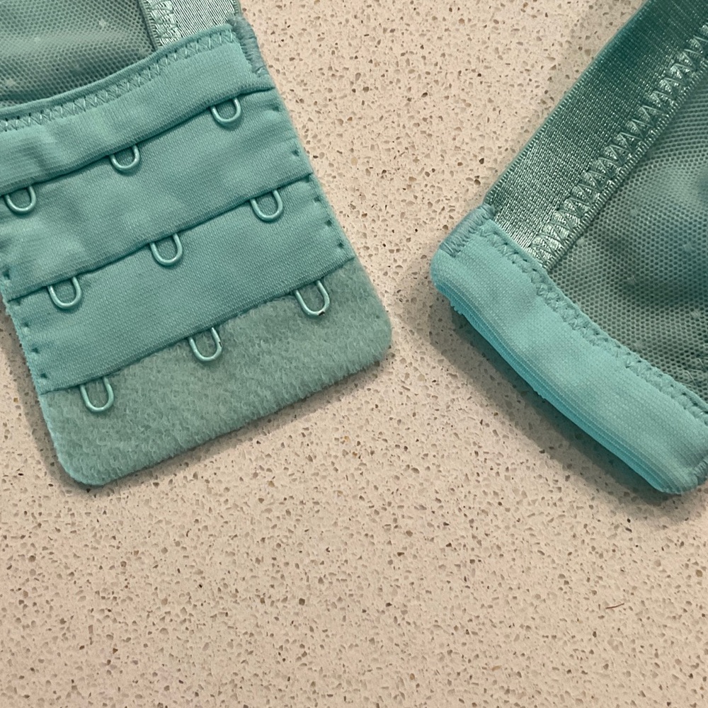 Wacoal Lace Underwire Bra in Light Blue - Picture 4 of 5